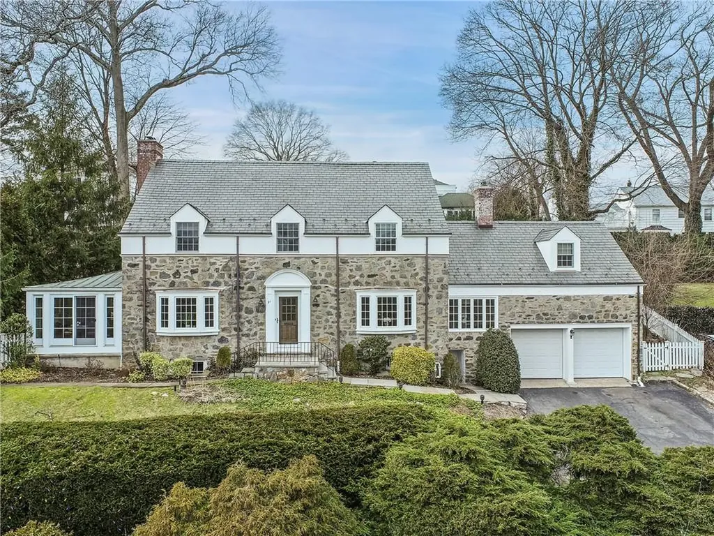 21 Tisdale Road Scarsdale NY 10583
