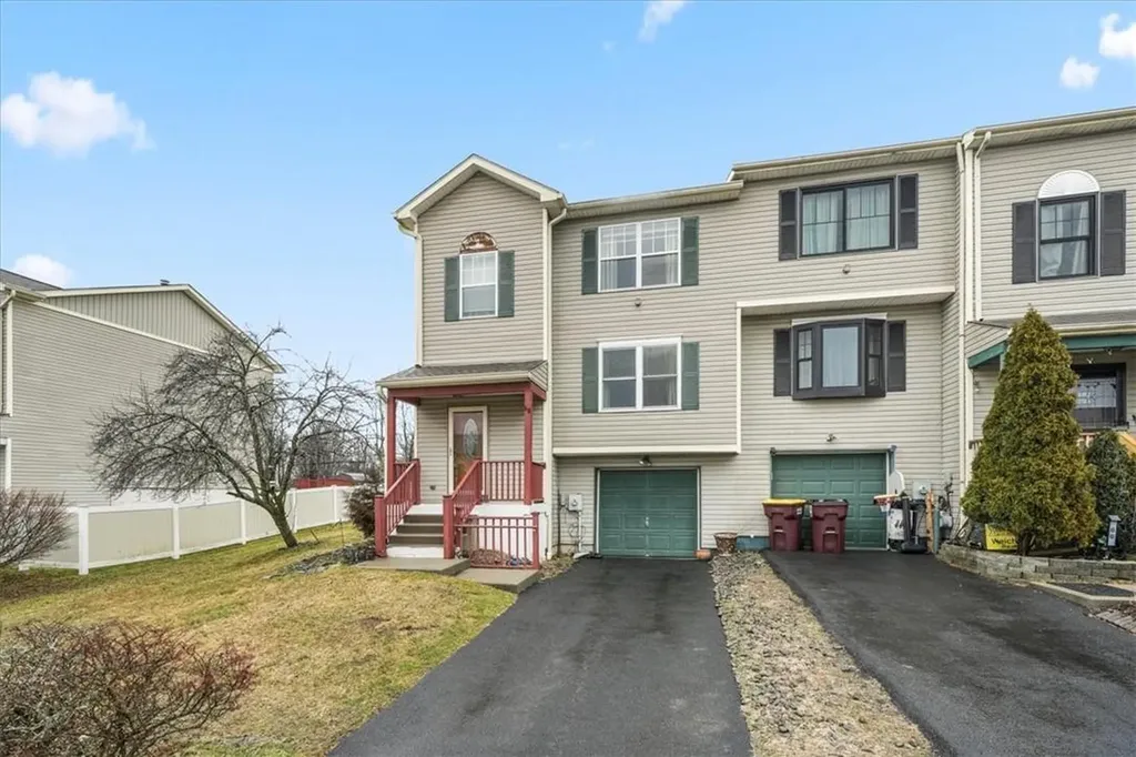 68 Evan Road Warwick NY 10990