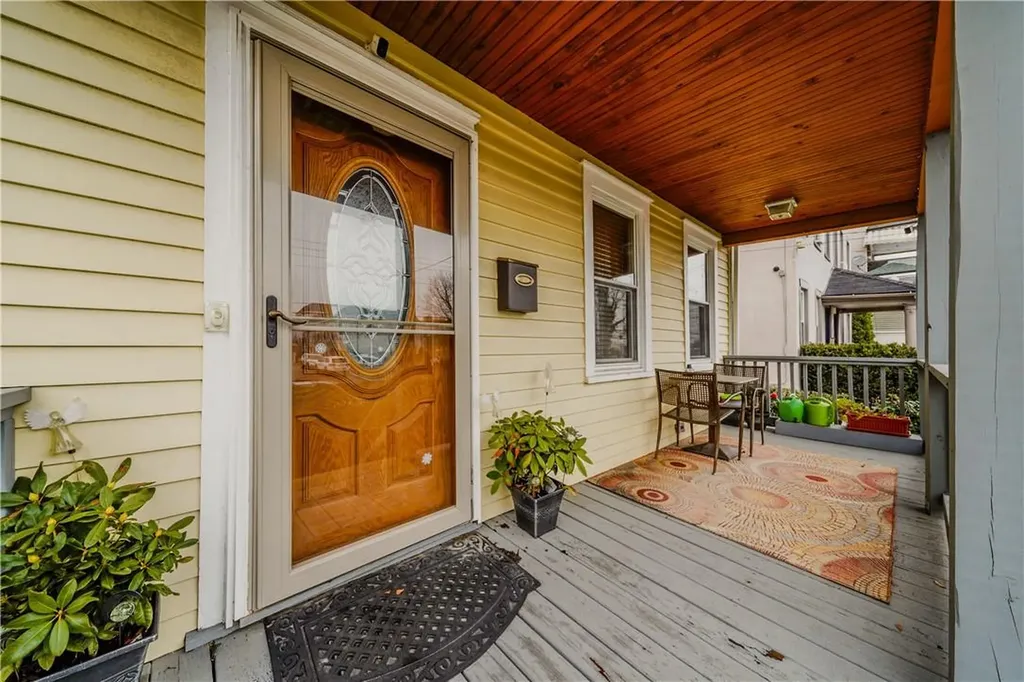 65 Horton Avenue New Rochelle NY 10801