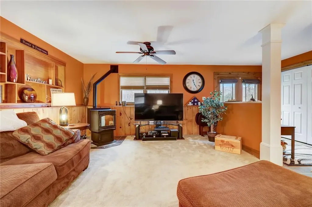 13 Travis Lane Newburgh NY 12550