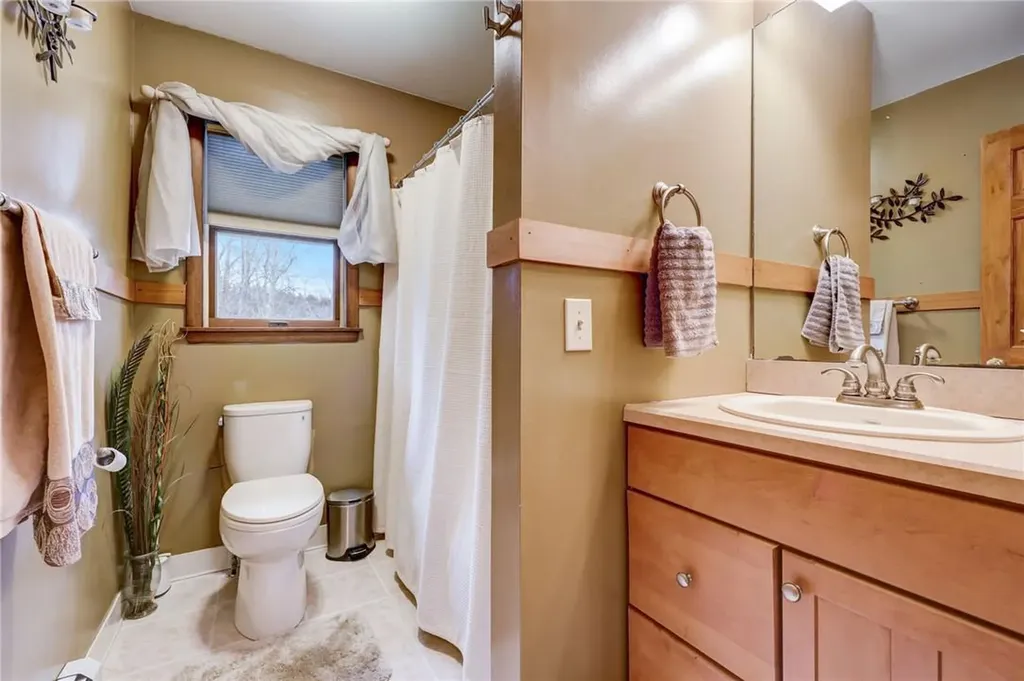 13 Travis Lane Newburgh NY 12550
