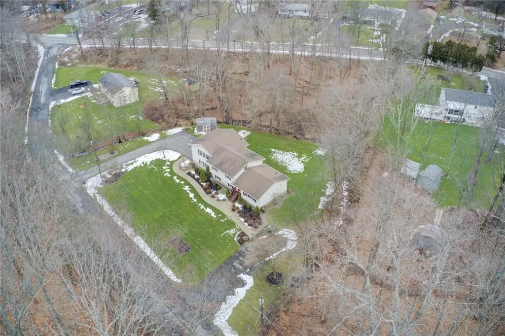 13 Travis Lane Newburgh NY 12550