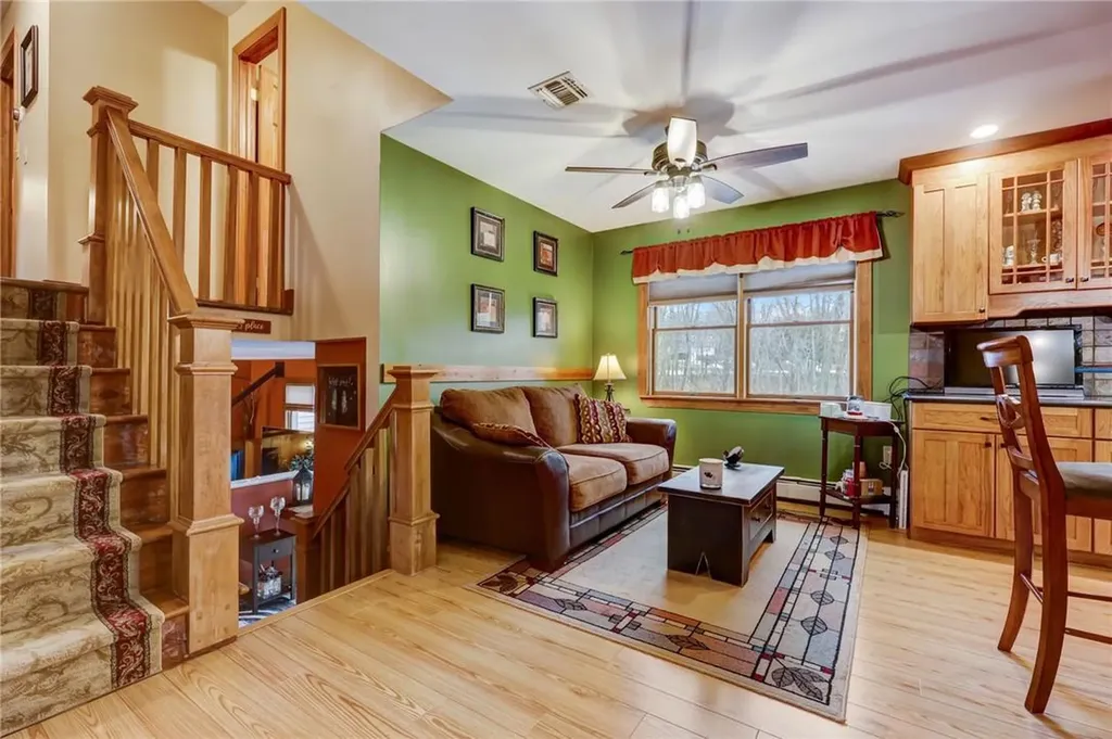 13 Travis Lane Newburgh NY 12550