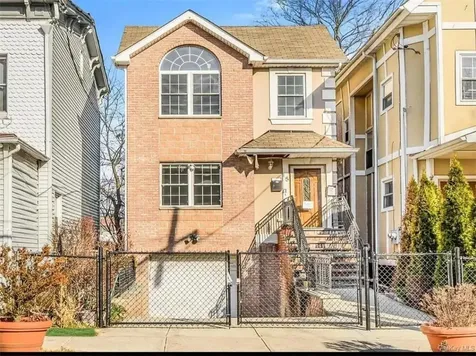 15 S 7th Avenue Mount Vernon NY 10550