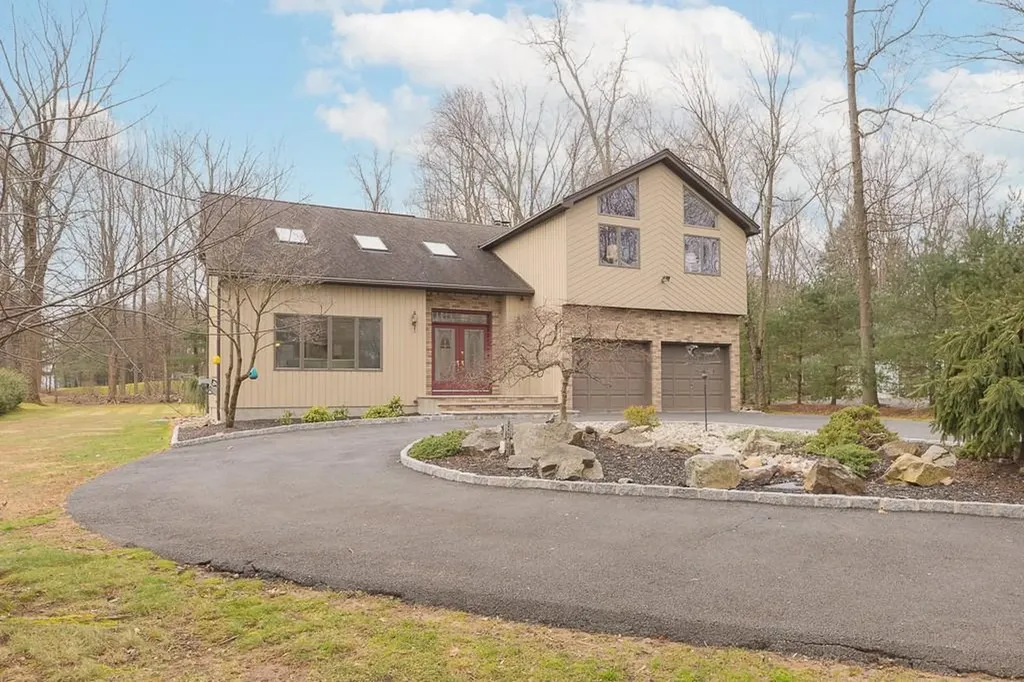 7 Sickletown Road Pearl River NY 10965