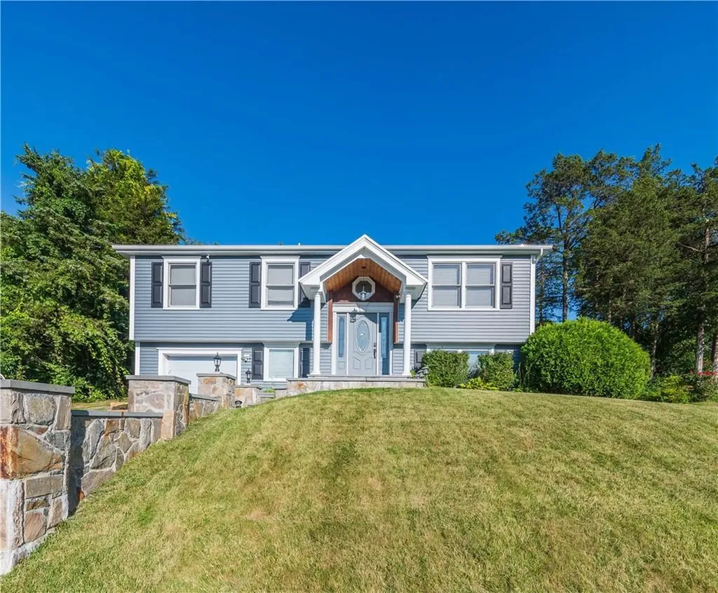 4 Stone Pine Lane Wingdale NY 12594