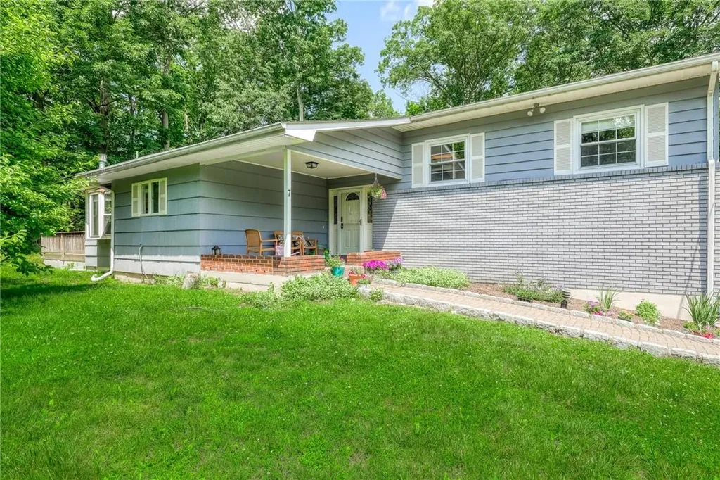 7 Scotford Street Spring Valley NY 10977