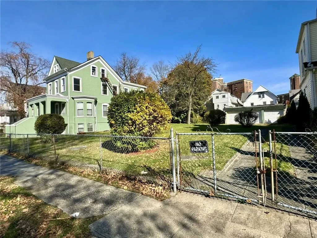 217 S 10th Avenue Mount Vernon NY 10550
