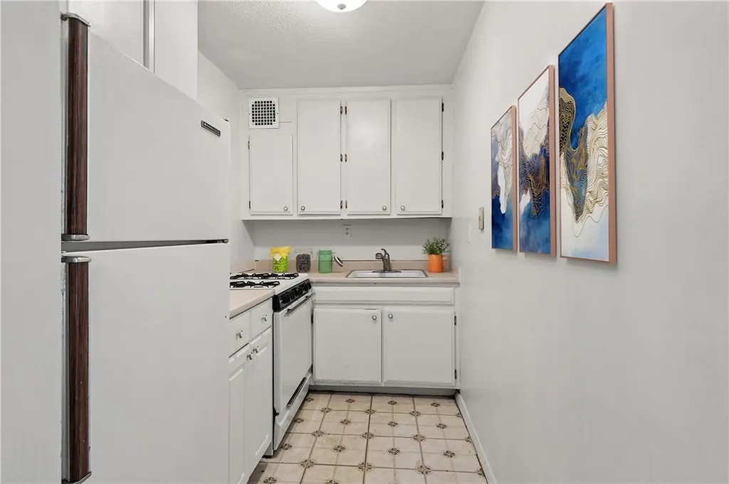155 Ferris Avenue White Plains NY 10603