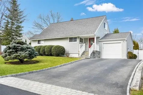 4 Barbara Lane Hartsdale NY 10530