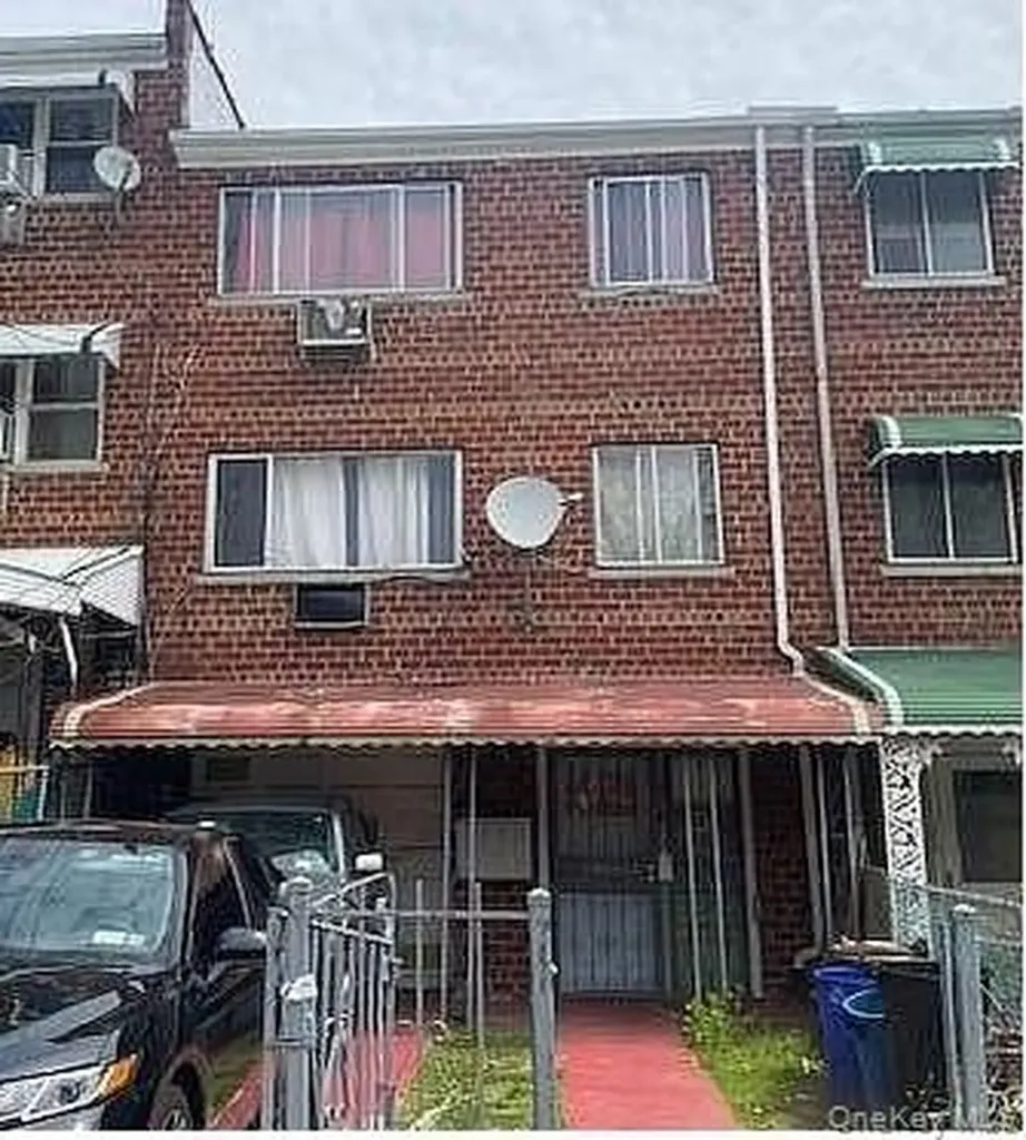 3340 Wickham Avenue Bronx NY 10469