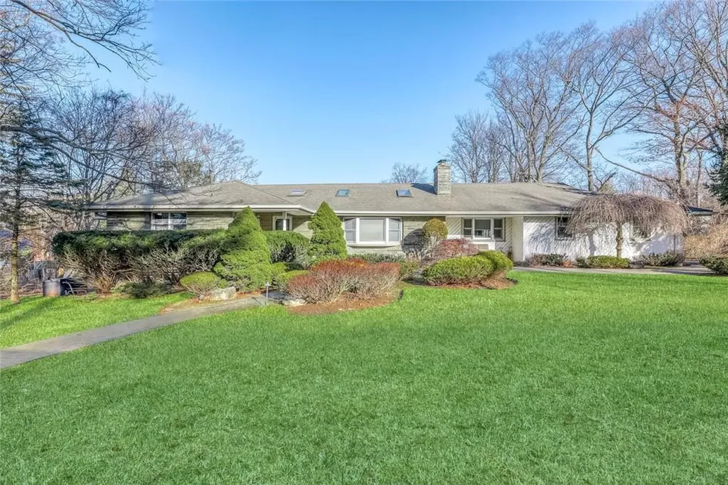 76 Carlton Road Monsey NY 10952