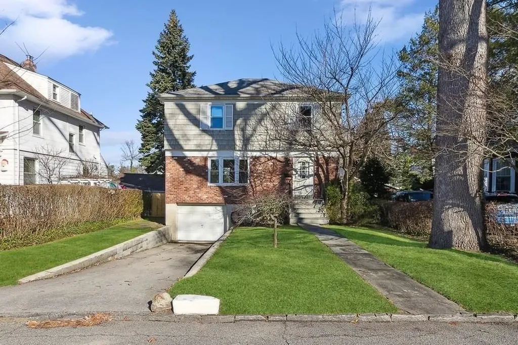 67 Lee Avenue Scarsdale NY 10583