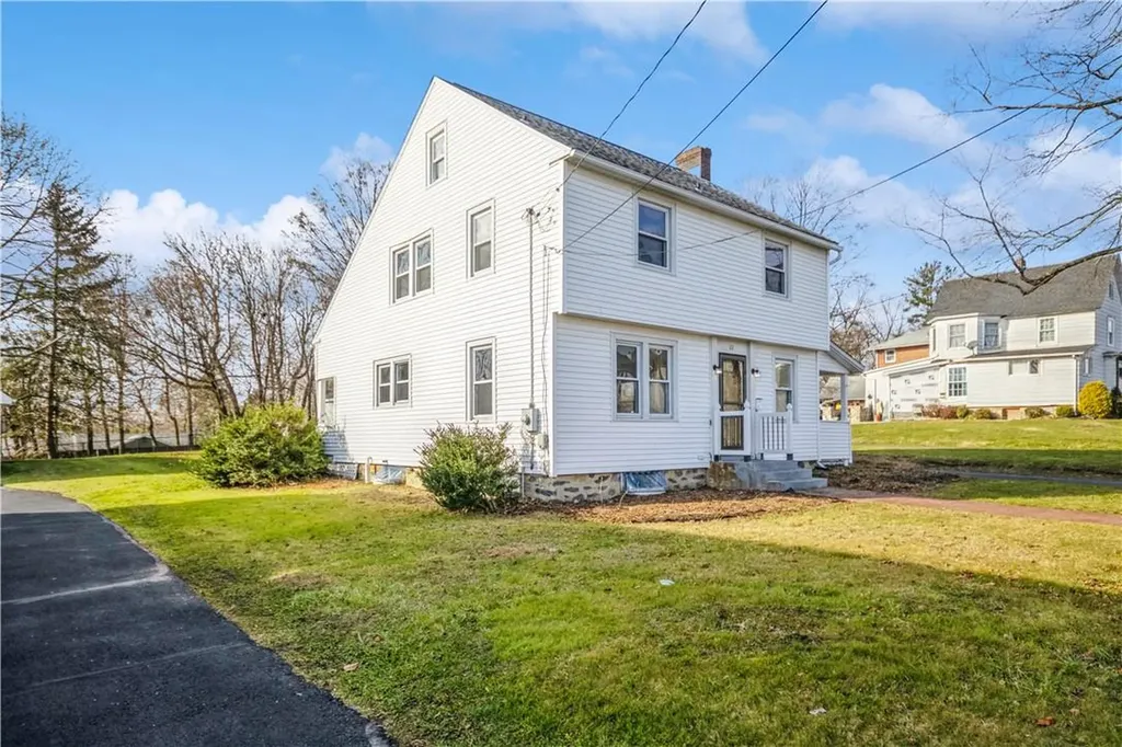 22 Abbott Avenue Danbury CT 06810