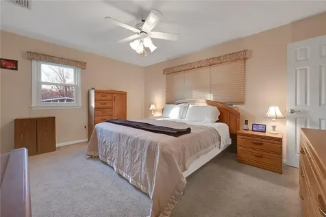 8 Carriage Lane New City NY 10956