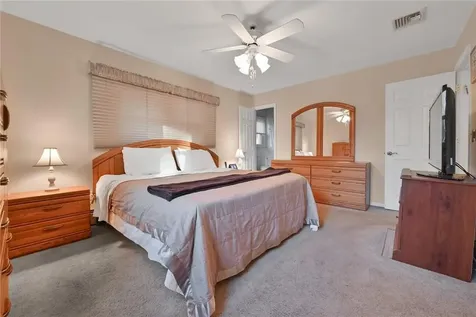 8 Carriage Lane New City NY 10956