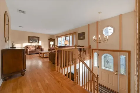 8 Carriage Lane New City NY 10956