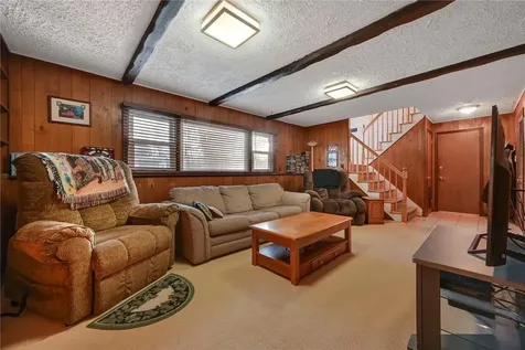 8 Carriage Lane New City NY 10956