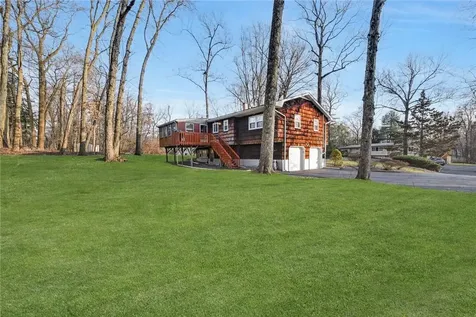 8 Carriage Lane New City NY 10956