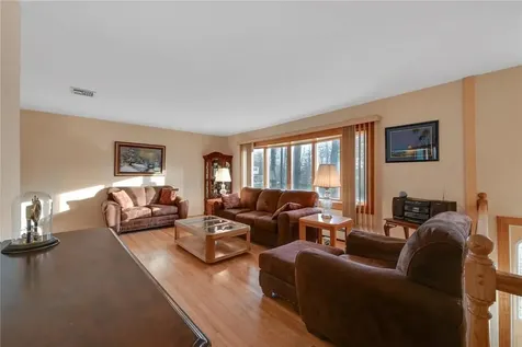 8 Carriage Lane New City NY 10956