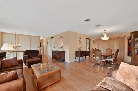8 Carriage Lane New City NY 10956