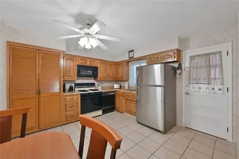 8 Carriage Lane New City NY 10956