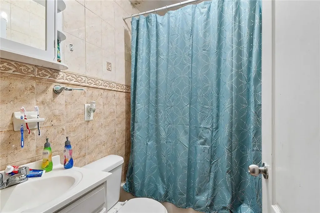 1520 Burke Avenue Bronx NY 10469