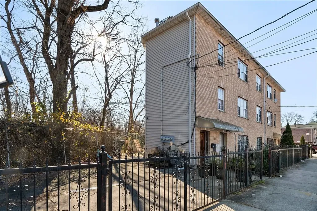 1520 Burke Avenue Bronx NY 10469