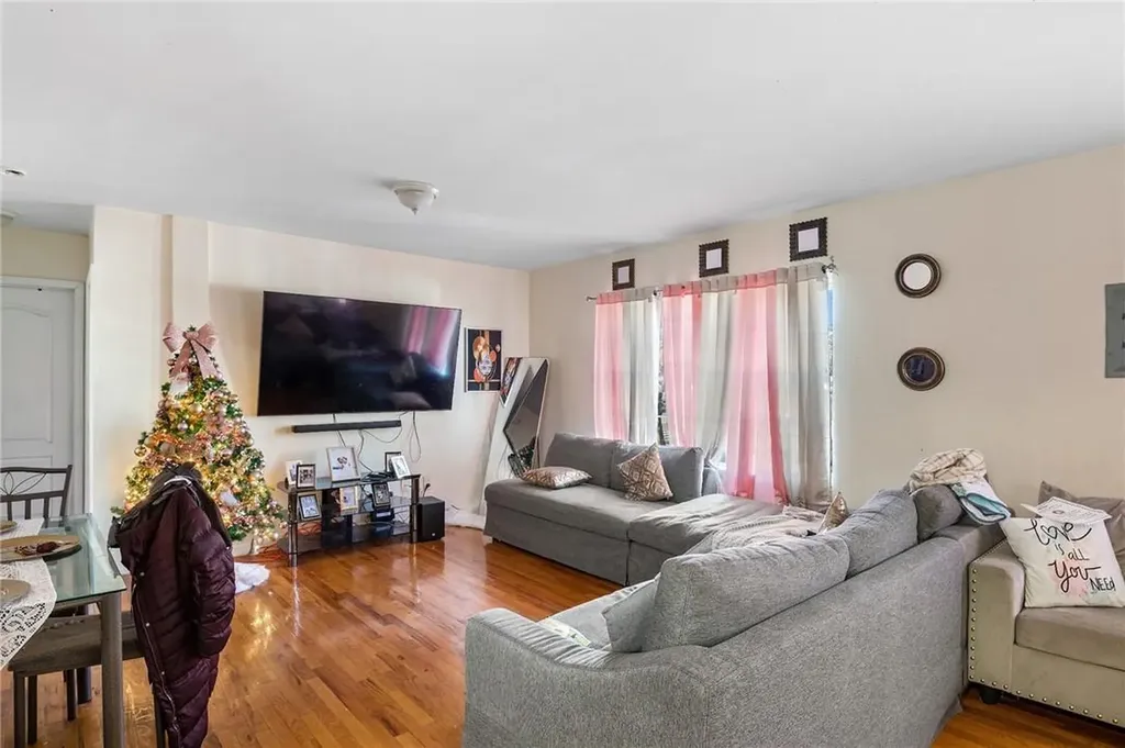 1520 Burke Avenue Bronx NY 10469