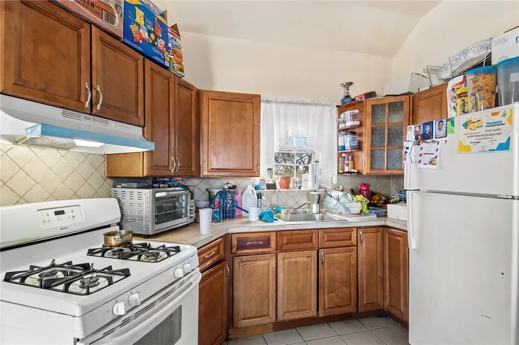 1520 Burke Avenue Bronx NY 10469