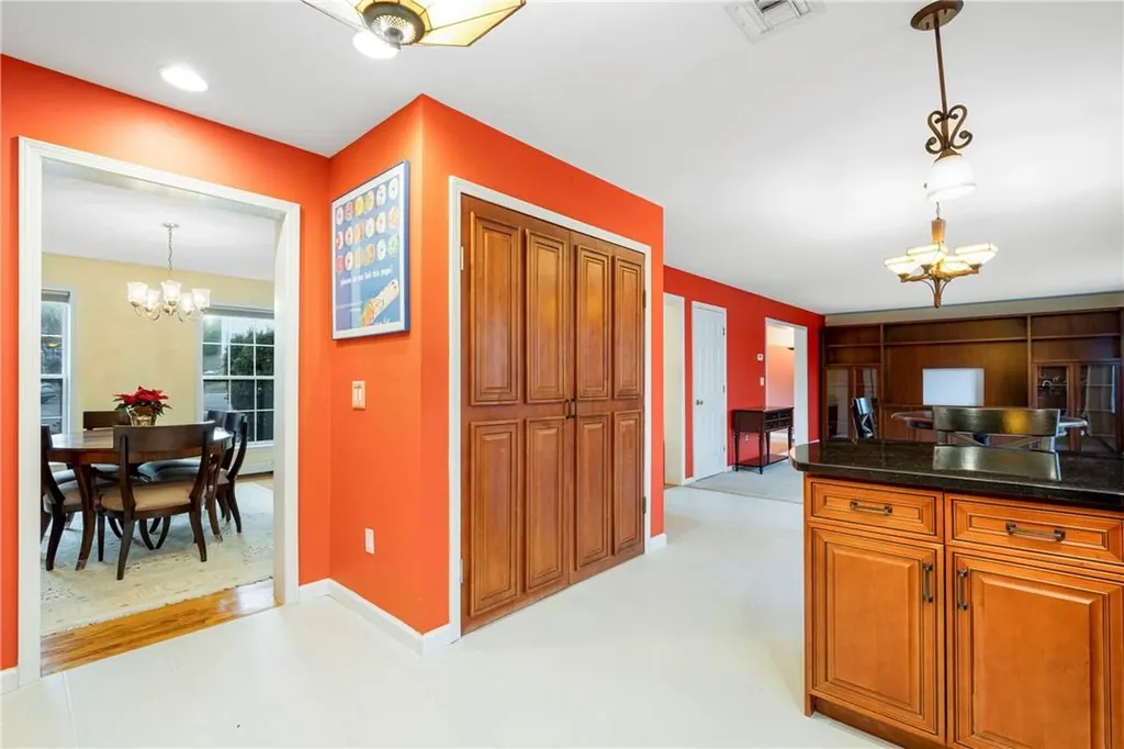 27 Joan Avenue White Plains NY 10607