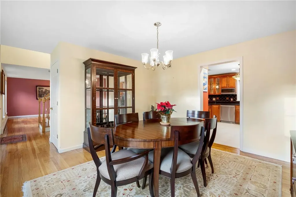 27 Joan Avenue White Plains NY 10607