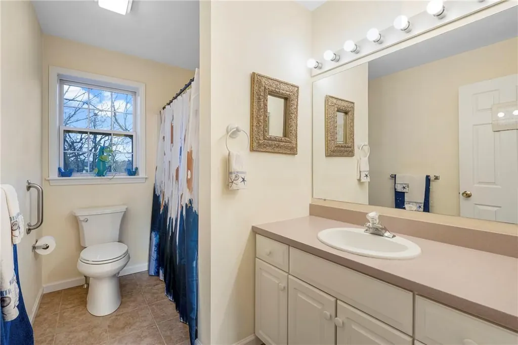 27 Joan Avenue White Plains NY 10607