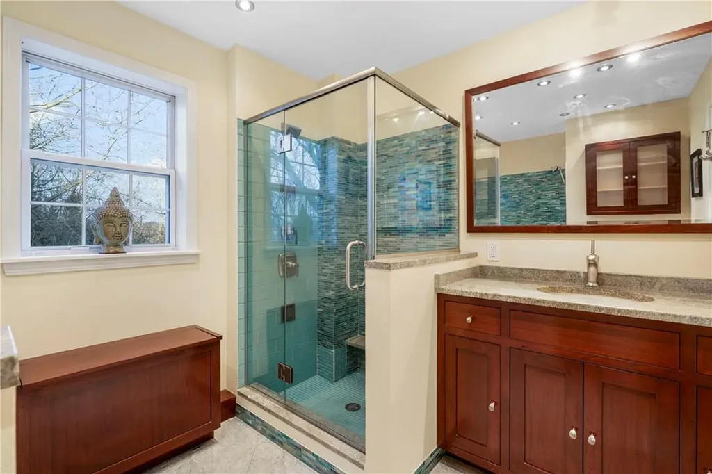 27 Joan Avenue White Plains NY 10607