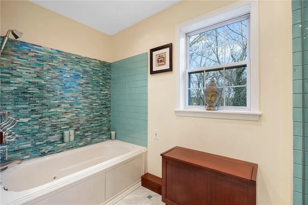27 Joan Avenue White Plains NY 10607