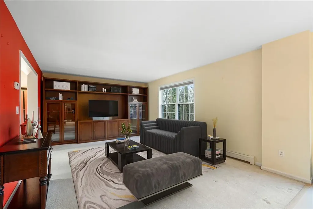 27 Joan Avenue White Plains NY 10607