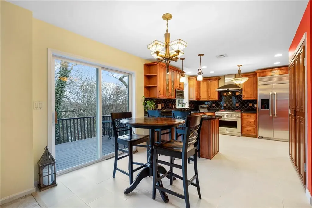 27 Joan Avenue White Plains NY 10607