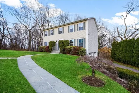 27 Joan Avenue White Plains NY 10607