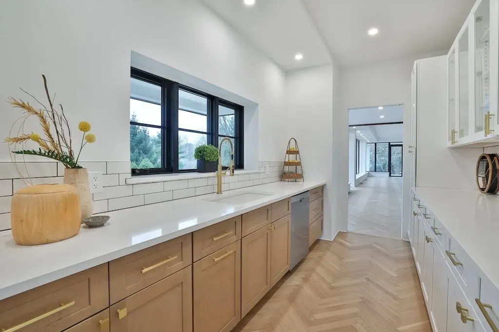 39 Penny Lane Scarsdale NY 10583