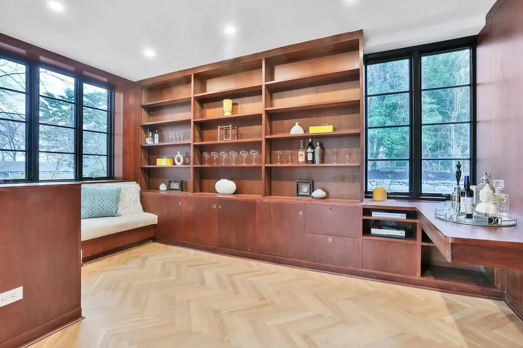 39 Penny Lane Scarsdale NY 10583