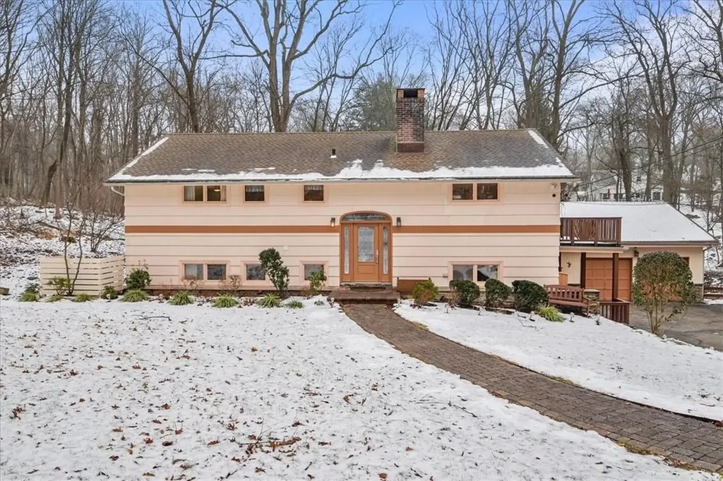 111 Commodore Road Chappaqua NY 10514