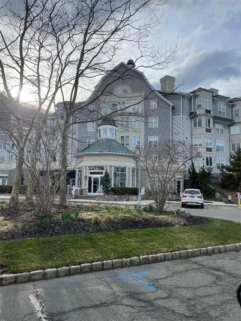 1205 Round Pointe Drive Haverstraw NY 10927