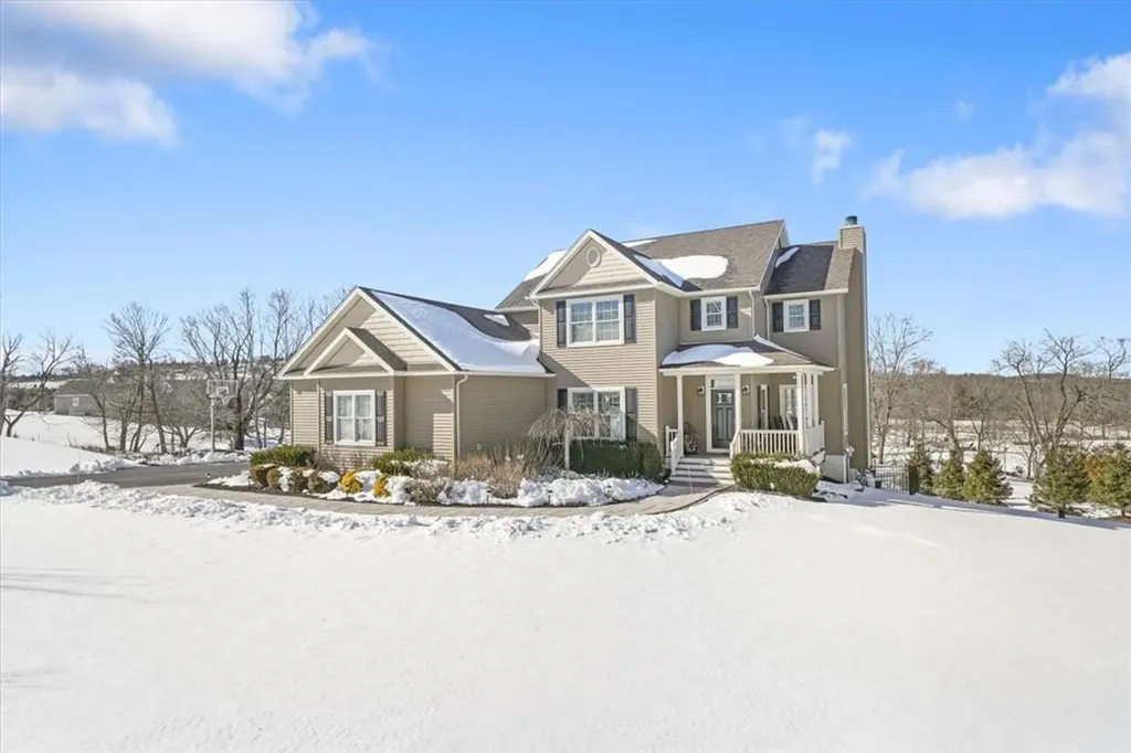 34 Eagle Crest Way Chester NY 10918