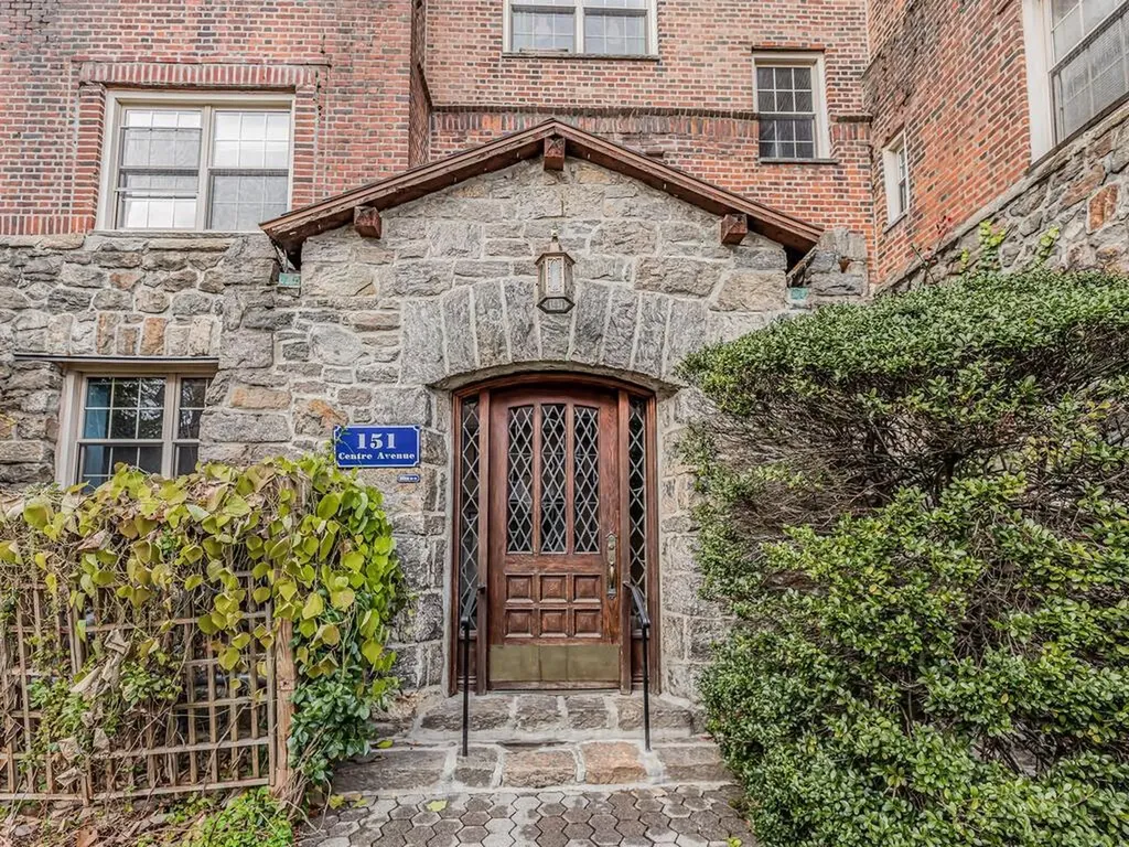 151 Centre Avenue New Rochelle NY 10805