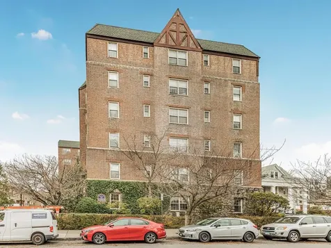 151 Centre Avenue New Rochelle NY 10805