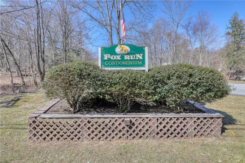 434 Fox Run Lane Carmel NY 10512