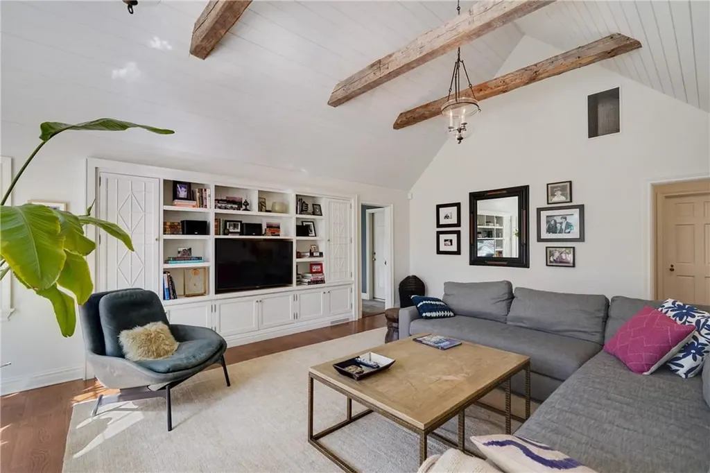 28 North Way Chappaqua NY 10514