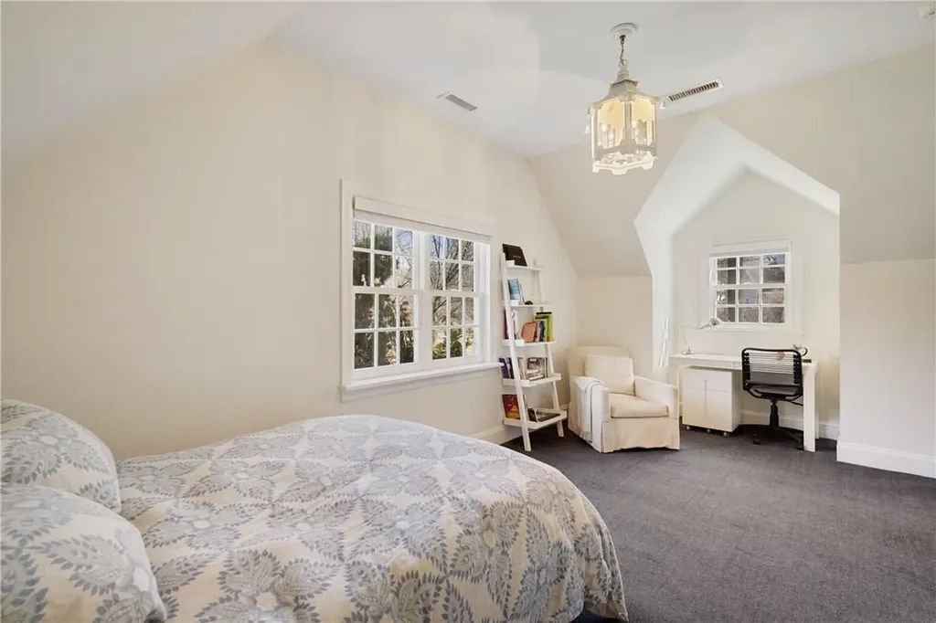 28 North Way Chappaqua NY 10514