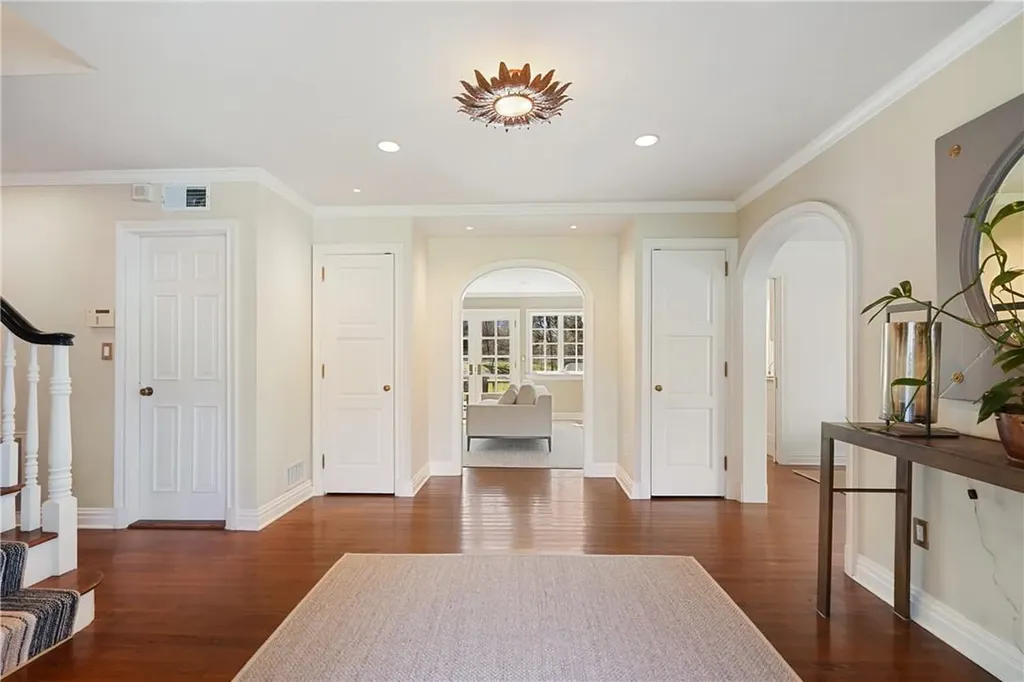28 North Way Chappaqua NY 10514