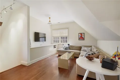 28 North Way Chappaqua NY 10514